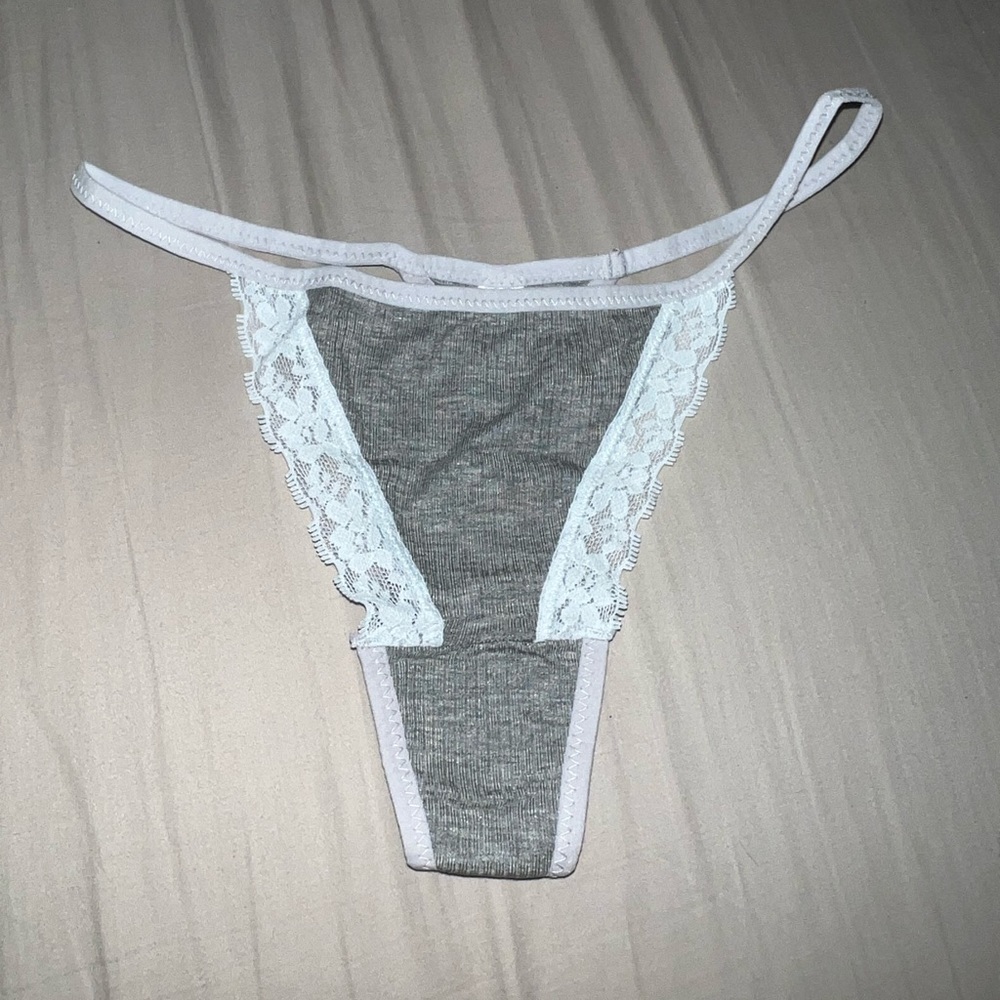 VICTORIA SECRET THONG